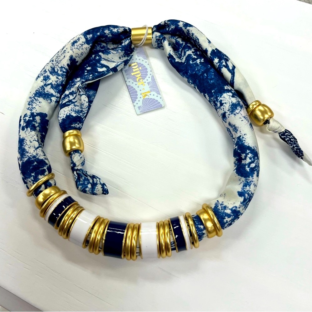 NWT ⚜️🩵💙⚜️ Piper K gorgeous blue tones adjustable scarf necklace - Picture 9 of 14